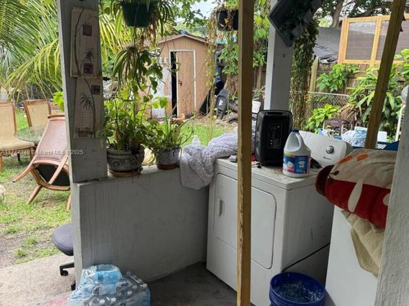 2917 NW 23rd Ave, Miami FL 33142
