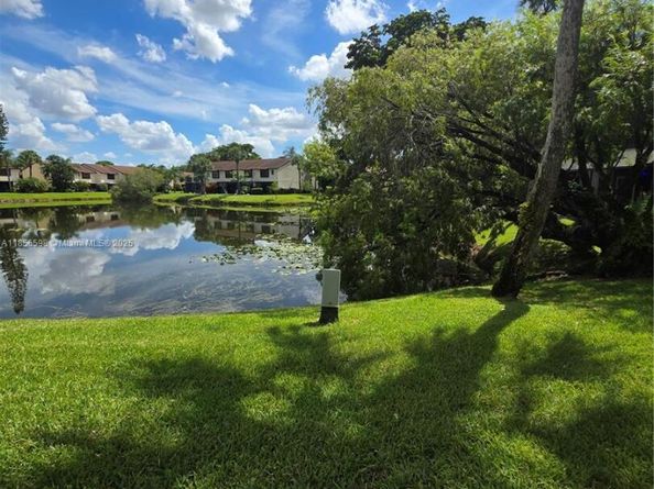 3699 Carambola Cir N 2837, Coconut Creek FL 33066