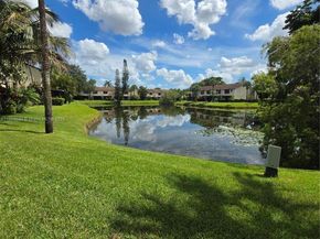 3699 Carambola Cir N 2837, Coconut Creek FL 33066