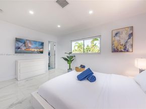 317 SE 7th Ave, Deerfield Beach FL 33441