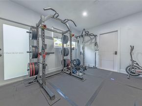 317 SE 7th Ave, Deerfield Beach FL 33441