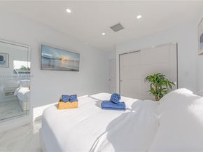 317 SE 7th Ave, Deerfield Beach FL 33441