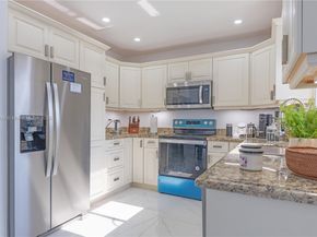 317 SE 7th Ave, Deerfield Beach FL 33441