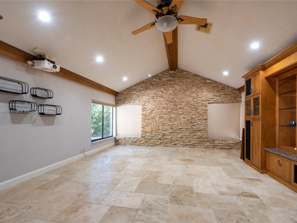 2685 Hackney Rd, Weston FL 33331