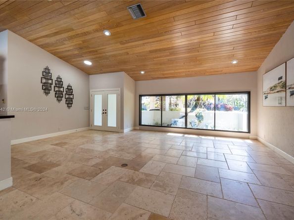 2685 Hackney Rd, Weston FL 33331