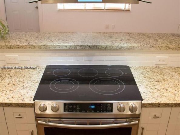 3343 Franklin Ave, Miami FL 33133