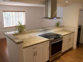 3343 Franklin Ave, Miami FL 33133