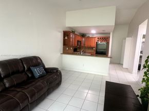2849 W 71st St, Hialeah FL 33018