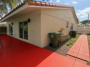 2849 W 71st St, Hialeah FL 33018