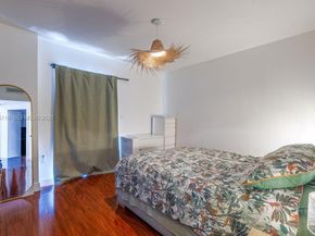 2740 SW 28th Ter 705, Miami FL 33133