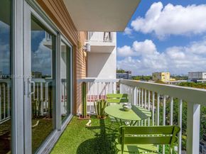2740 SW 28th Ter 705, Miami FL 33133