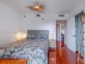 2740 SW 28th Ter 705, Miami FL 33133