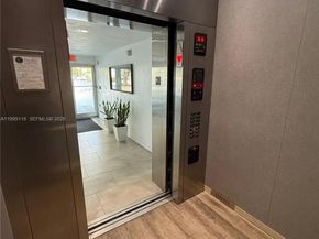 2740 SW 28th Ter 705, Miami FL 33133