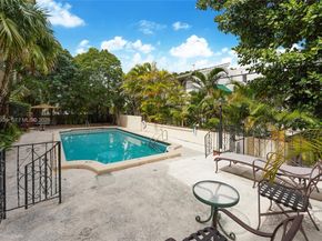 411 Anastasia Ave 303, Coral Gables FL 33134