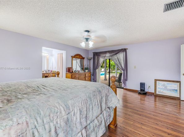 10963 NW 12th Mnr, Coral Springs FL 33071