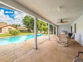 10963 NW 12th Mnr, Coral Springs FL 33071