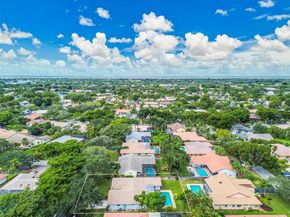 10963 NW 12th Mnr, Coral Springs FL 33071