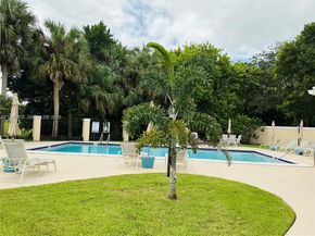 203 N Moccasin Trl N, Jupiter FL 33458