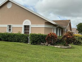 203 N Moccasin Trl N, Jupiter FL 33458