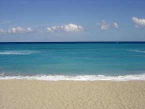 203 N Moccasin Trl N, Jupiter FL 33458