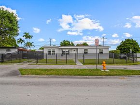 11401 SW 56th St, Miami FL 33165