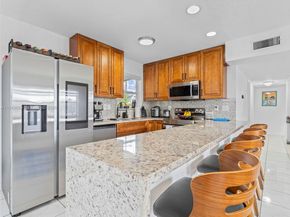 11401 SW 56th St, Miami FL 33165