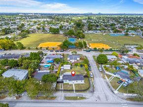 11401 SW 56th St, Miami FL 33165