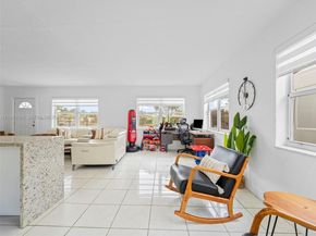 11401 SW 56th St, Miami FL 33165