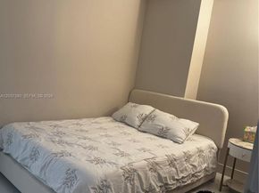 711 NE 23 2206, Miami FL 33137