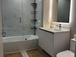 711 NE 23 2206, Miami FL 33137