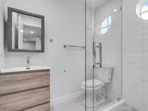 1769 Wa Kee Na Dr, Miami FL 33133