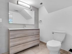 1769 Wa Kee Na Dr, Miami FL 33133