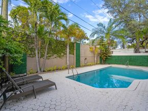 1769 Wa Kee Na Dr, Miami FL 33133