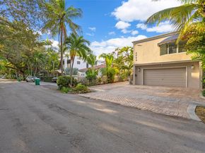 1769 Wa Kee Na Dr, Miami FL 33133