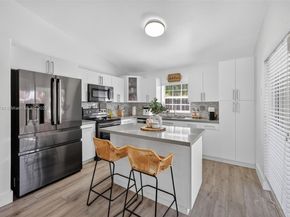 15326 SW 58th Ter, Miami FL 33193