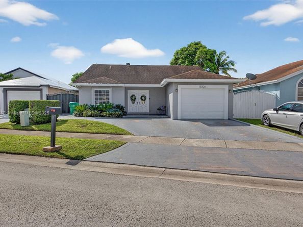 15326 SW 58th Ter, Miami FL 33193