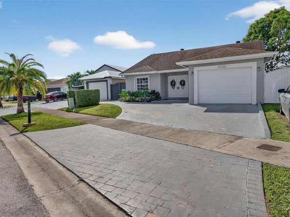 15326 SW 58th Ter, Miami FL 33193