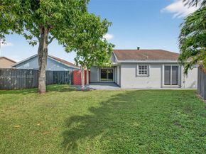 15326 SW 58th Ter, Miami FL 33193