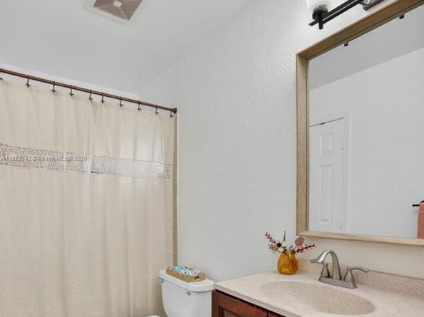 15326 SW 58th Ter, Miami FL 33193