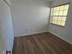 1575 NE 33rd Ave 1049, Homestead FL 33033