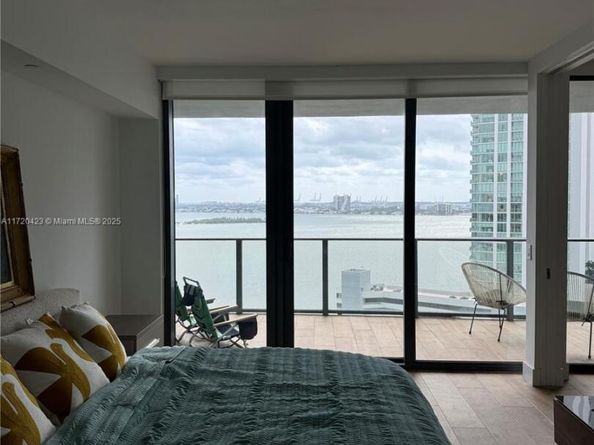 650 NE 32 street 1805, Miami FL 33137