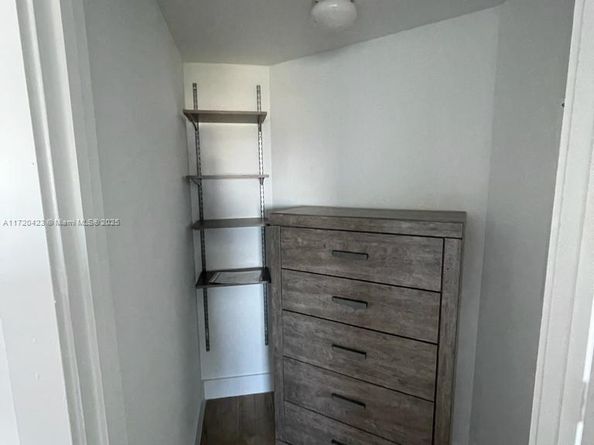 650 NE 32 street 1805, Miami FL 33137