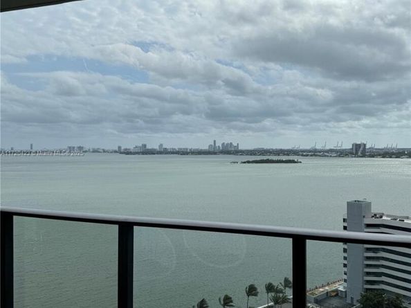 650 NE 32 street 1805, Miami FL 33137