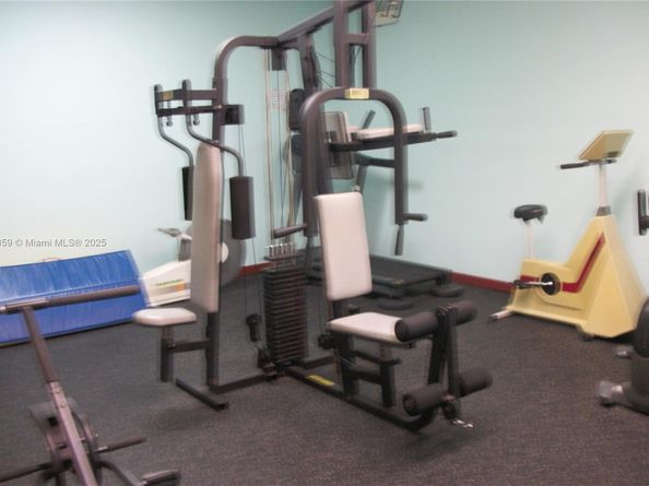 3900 W 8th Ln 16, Hialeah FL 33012