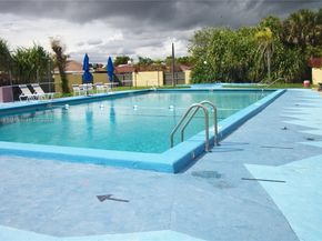 3900 W 8th Ln 16, Hialeah FL 33012