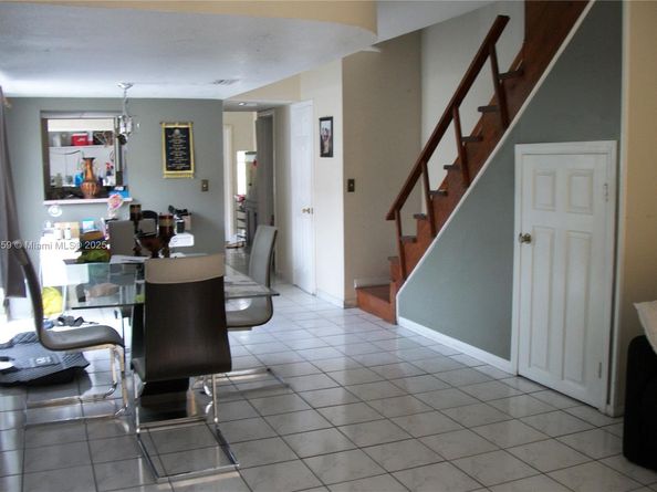 3900 W 8th Ln 16, Hialeah FL 33012