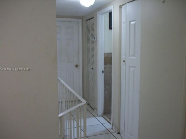 3900 W 8th Ln 16, Hialeah FL 33012
