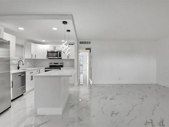 265 E Tuscany  E 265, Delray Beach FL 33446