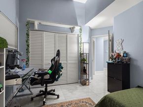 6952 NW 27th Ct, Margate FL 33063