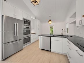 1100 El Rado St, Coral Gables FL 33134